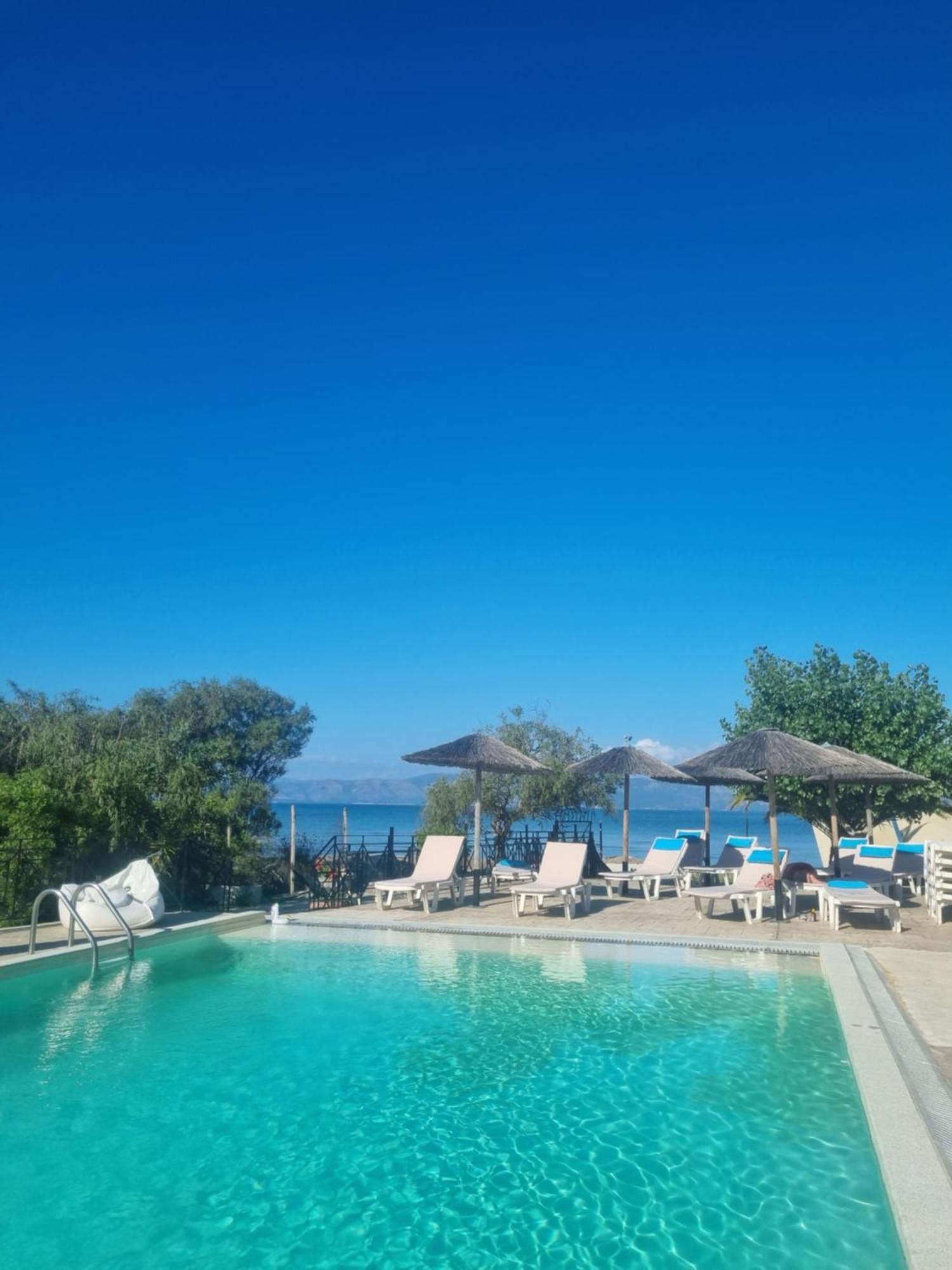Blue Waves Corfu Aparthotel Kavos Exterior photo